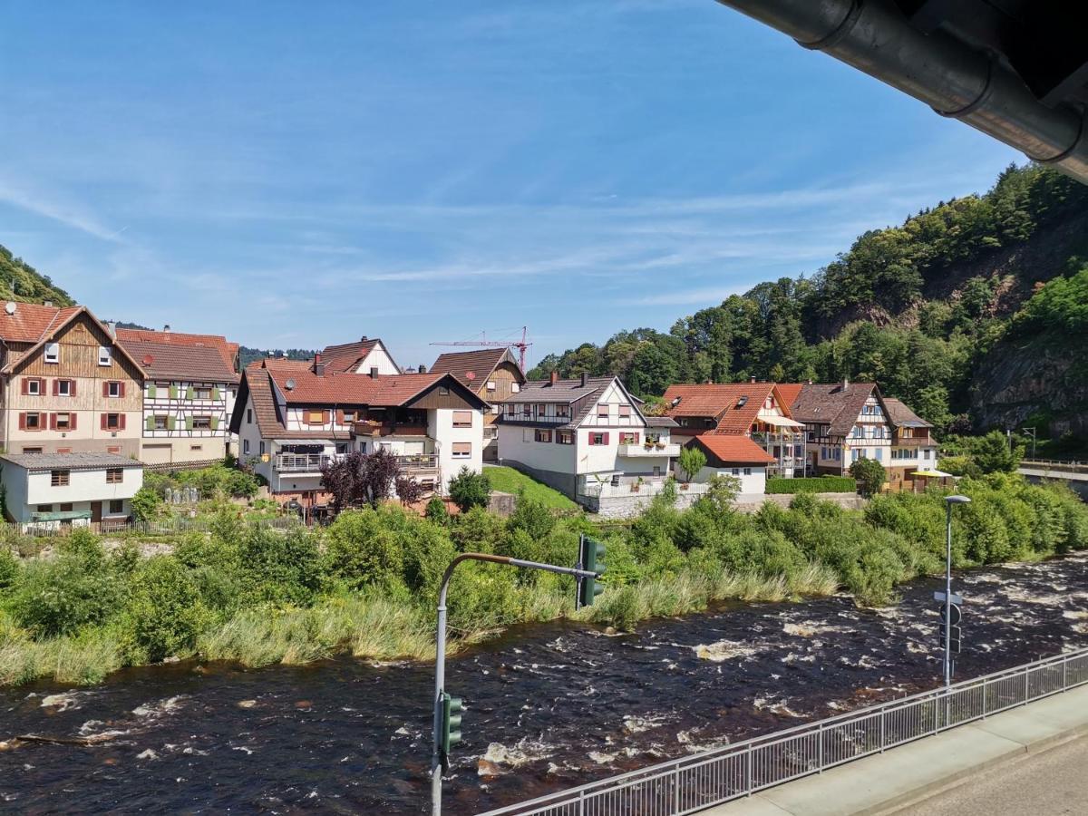 Hotel Gruener Baum - Hotel Im Murgtal, Schwarzwald Weisenbach Exteriör bild